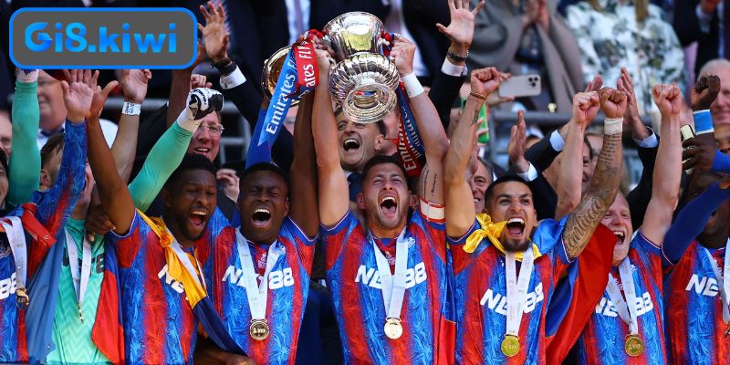 Crystal Palace Vô Địch FA Cup: Vinh Quang Song Hành Cùng NET88 1 Hành trình FA Cup 2024–2025 đầy cảm xúc của Crystal Palace